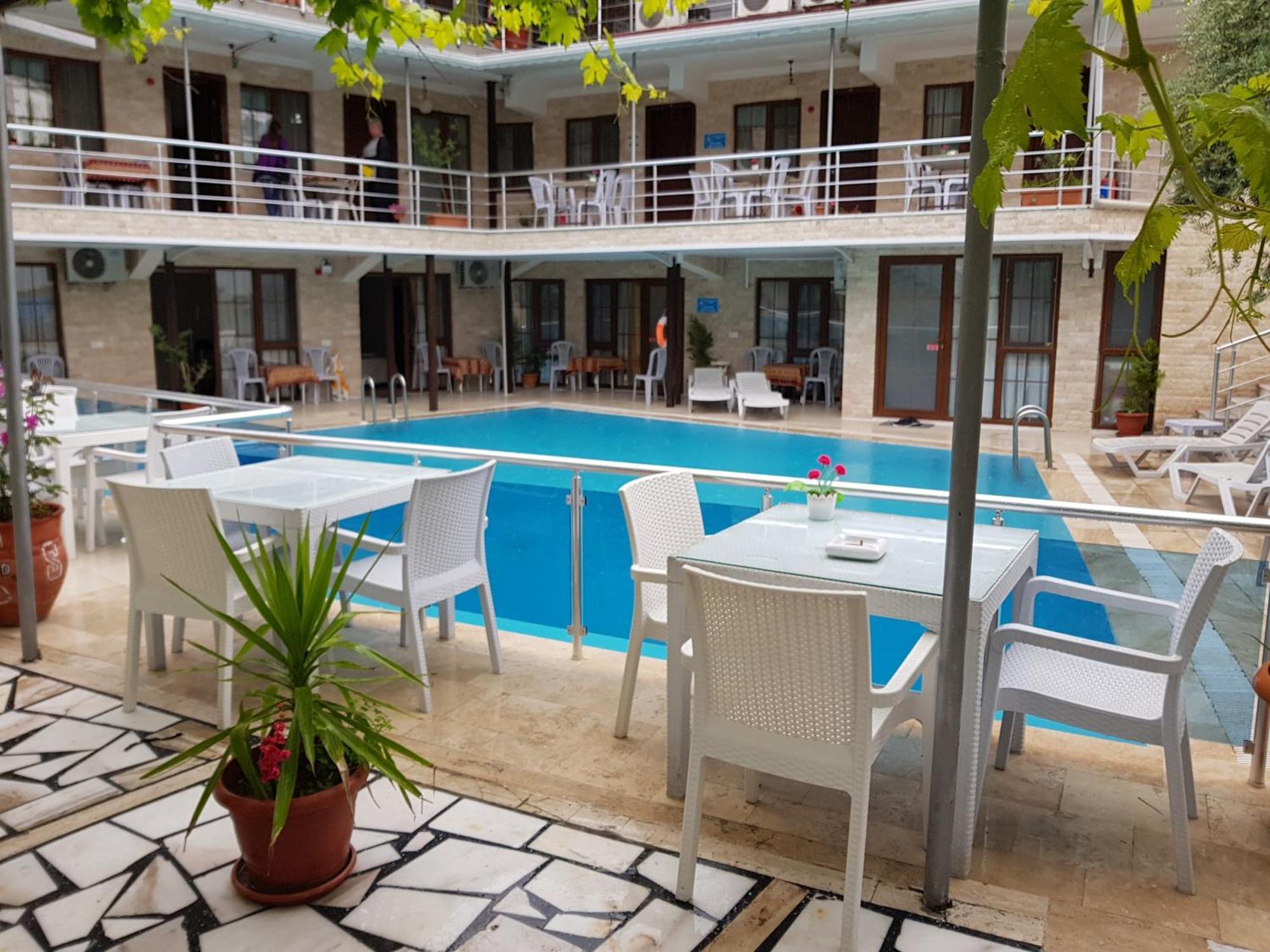 Alida Hotel פמוקלה מראה חיצוני תמונה